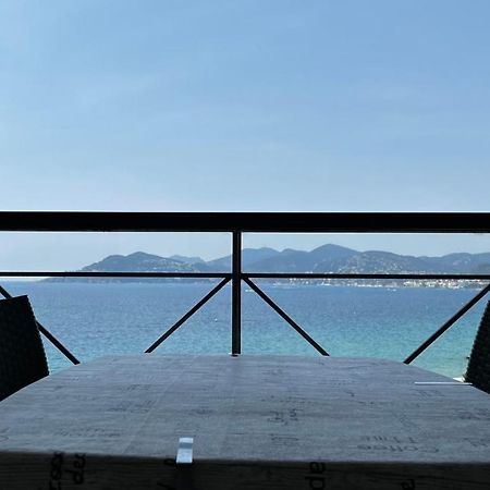 Cannes - view Cap Esterel Extérieur photo