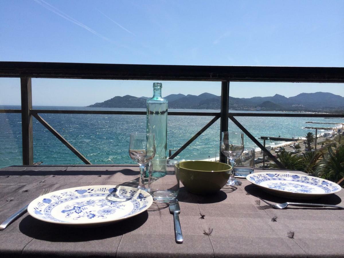 Cannes - view Cap Esterel Extérieur photo